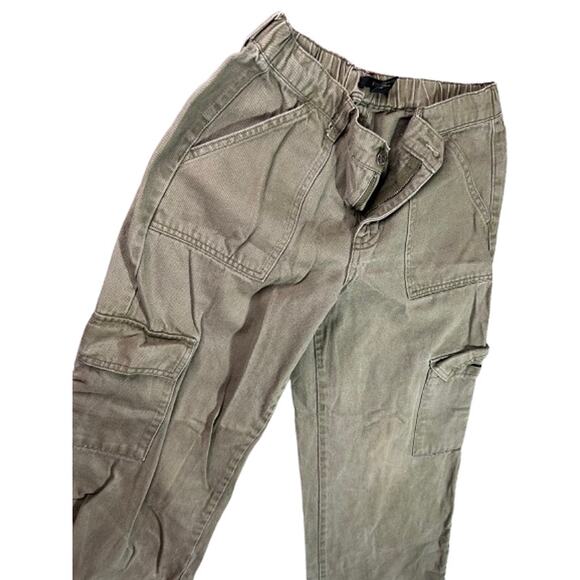 Forever 21 Pants - Forever 21 olive green cargo jogger pants flexible high-rise waistband womens M